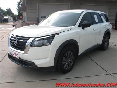 2023 Nissan Pathfinder S  S, 4WD, 3RD ROW SEATING, 3.5L V6 - Photo 32 - North Platte, NE 69101