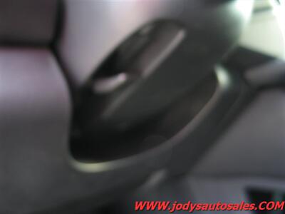 2023 Nissan Pathfinder S  S, 4WD, 3RD ROW SEATING, 3.5L V6 - Photo 9 - North Platte, NE 69101