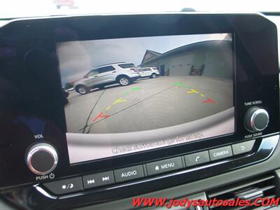 2023 Nissan Pathfinder S  S, 4WD, 3RD ROW SEATING, 3.5L V6 - Photo 19 - North Platte, NE 69101