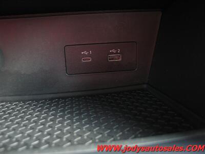 2023 Nissan Pathfinder S  S, 4WD, 3RD ROW SEATING, 3.5L V6 - Photo 23 - North Platte, NE 69101