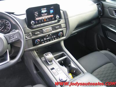 2023 Nissan Pathfinder S  S, 4WD, 3RD ROW SEATING, 3.5L V6 - Photo 7 - North Platte, NE 69101