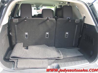 2023 Nissan Pathfinder S  S, 4WD, 3RD ROW SEATING, 3.5L V6 - Photo 31 - North Platte, NE 69101