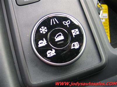 2023 Nissan Pathfinder S  S, 4WD, 3RD ROW SEATING, 3.5L V6 - Photo 25 - North Platte, NE 69101