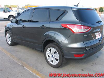 2016 Ford Escape S  S, FWD, 4DR, 31+ MPG - Photo 31 - North Platte, NE 69101