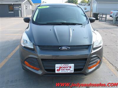 2016 Ford Escape S  S, FWD, 4DR, 31+ MPG - Photo 35 - North Platte, NE 69101