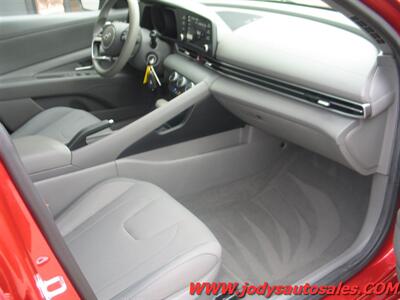 2021 Hyundai ELANTRA SE  SE, FWD, HYBRID, 40 MPG - Photo 21 - North Platte, NE 69101