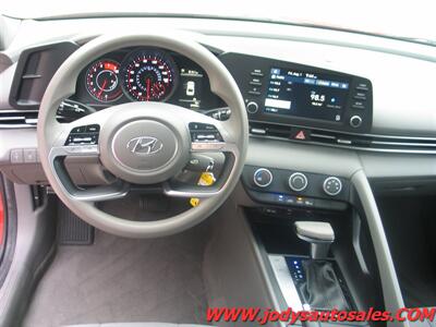 2021 Hyundai ELANTRA SE  SE, FWD, HYBRID, 40 MPG - Photo 6 - North Platte, NE 69101