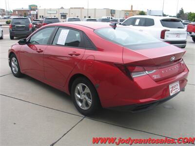 2021 Hyundai ELANTRA SE  SE, FWD, HYBRID, 40 MPG - Photo 28 - North Platte, NE 69101