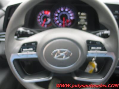 2021 Hyundai ELANTRA SE  SE, FWD, HYBRID, 40 MPG - Photo 15 - North Platte, NE 69101