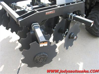 2024 Yanmar SA223BI-L Sub-Compact, 4WD, Pallet Forks, 3-point hitch rear disc, front bucket - Photo 16 - North Platte, NE 69101
