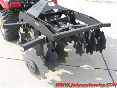 2024 Yanmar SA223BI-L Sub-Compact, 4WD, Pallet Forks, 3-point hitch rear disc, front bucket - Photo 15 - North Platte, NE 69101