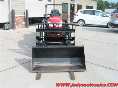 2024 Yanmar SA223BI-L Sub-Compact, 4WD, Pallet Forks, 3-point hitch rear disc, front bucket - Photo 28 - North Platte, NE 69101