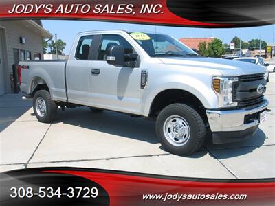 2018 Ford F-250 XL XL, 4X4, 4DR, SUPER CAB, 6'.8 " BOX - Photo 1 - North Platte, NE 69101