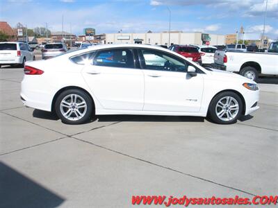 2018 Ford Fusion Hybrid SE  SE, GAS/HYBRID, 40 MPG, LOW, LOW 40,000 MILES - Photo 32 - North Platte, NE 69101