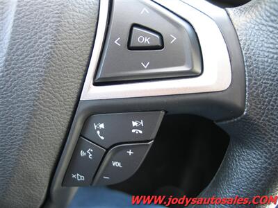 2018 Ford Fusion Hybrid SE  SE, GAS/HYBRID, 40 MPG, LOW, LOW 40,000 MILES - Photo 13 - North Platte, NE 69101