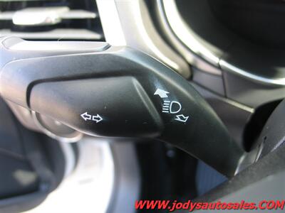 2018 Ford Fusion Hybrid SE  SE, GAS/HYBRID, 40 MPG, LOW, LOW 40,000 MILES - Photo 10 - North Platte, NE 69101