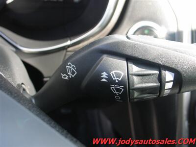 2018 Ford Fusion Hybrid SE  SE, GAS/HYBRID, 40 MPG, LOW, LOW 40,000 MILES - Photo 11 - North Platte, NE 69101