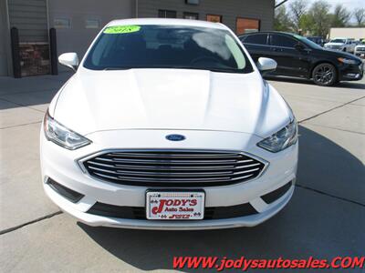 2018 Ford Fusion Hybrid SE  SE, GAS/HYBRID, 40 MPG, LOW, LOW 40,000 MILES - Photo 33 - North Platte, NE 69101