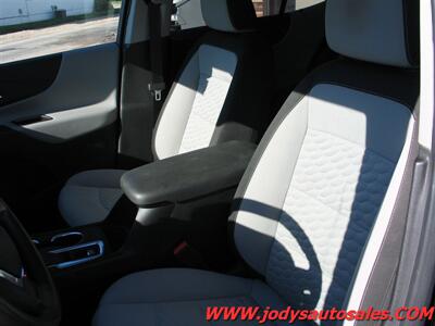2020 Chevrolet Equinox LS, AWD, 1.5L Turbo I4 - Photo 4 - North Platte, NE 69101