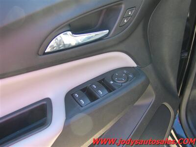 2020 Chevrolet Equinox LS, AWD, 1.5L Turbo I4 - Photo 3 - North Platte, NE 69101