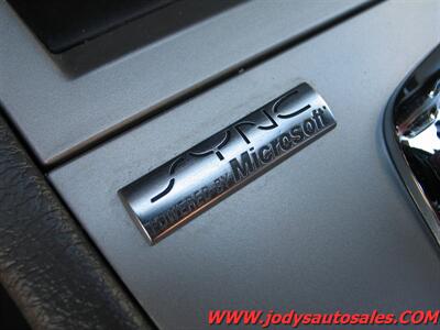 2011 Ford Fusion Hybrid   - Photo 14 - North Platte, NE 69101