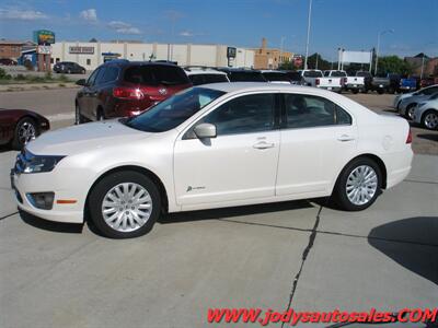 2011 Ford Fusion Hybrid   - Photo 23 - North Platte, NE 69101