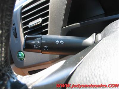 2012 Honda Civic EX-L w/Navi EX-L, HEATED LEATHER, SUNROOF, XM RADIO - Photo 11 - North Platte, NE 69101