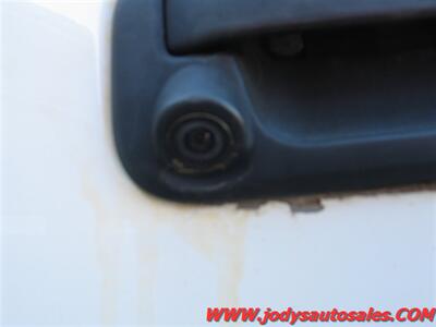 2012 Ford F-250 XL, Reg Cab 8' Bed, 4X4, 6.2L Flex Fuel V - Photo 19 - North Platte, NE 69101