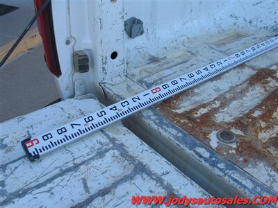 2012 Ford F-250 XL, Reg Cab 8' Bed, 4X4, 6.2L Flex Fuel V - Photo 21 - North Platte, NE 69101