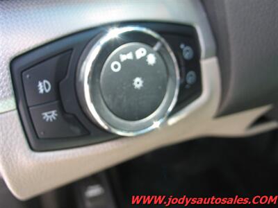 2013 Ford Explorer XLT - Photo 6 - North Platte, NE 69101