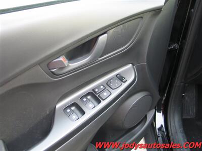 2023 Hyundai KONA SE  SE, AWD, XM Radio, Bluetooth, 33MPG - Photo 3 - North Platte, NE 69101