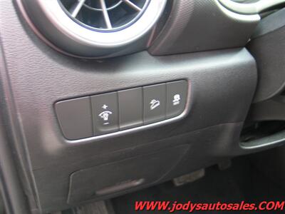 2023 Hyundai KONA SE  SE, AWD, XM Radio, Bluetooth, 33MPG - Photo 6 - North Platte, NE 69101