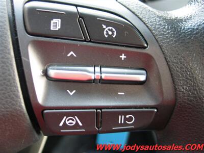 2023 Hyundai KONA SE  SE, AWD, XM Radio, Bluetooth, 33MPG - Photo 11 - North Platte, NE 69101