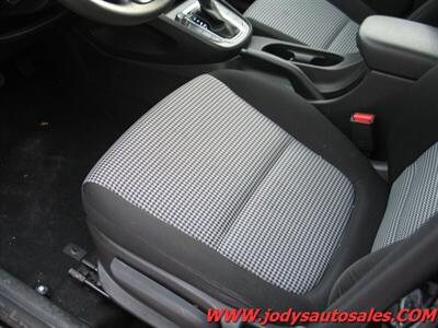 2023 Hyundai KONA SE SE, AWD, XM Radio, Bluetooth, 33MPG - Photo 4 - North Platte, NE 69101