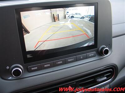2023 Hyundai KONA SE SE, AWD, XM Radio, Bluetooth, 33MPG - Photo 17 - North Platte, NE 69101