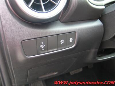 2023 Hyundai KONA SE SE, AWD, XM Radio, Bluetooth, 33MPG - Photo 6 - North Platte, NE 69101