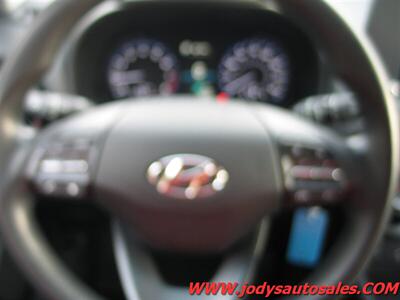 2023 Hyundai KONA SE SE, AWD, XM Radio, Bluetooth, 33MPG - Photo 12 - North Platte, NE 69101