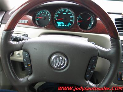 2008 Buick Lucerne CXL  CXL, HEATED & COOL LEATHER SEATS, 3800 V6 - Photo 16 - North Platte, NE 69101