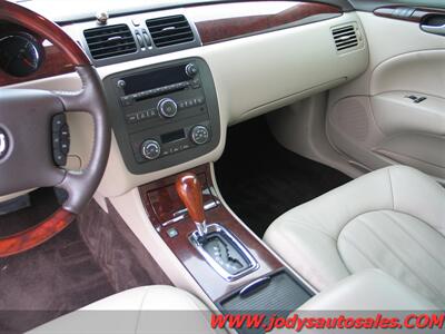 2008 Buick Lucerne CXL  CXL, HEATED & COOL LEATHER SEATS, 3800 V6 - Photo 7 - North Platte, NE 69101