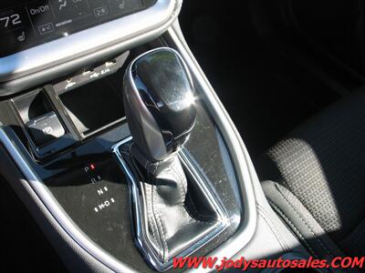 2022 Subaru Outback  Premium, AWD, HEATED SEATS, XM RADIO - Photo 18 - North Platte, NE 69101