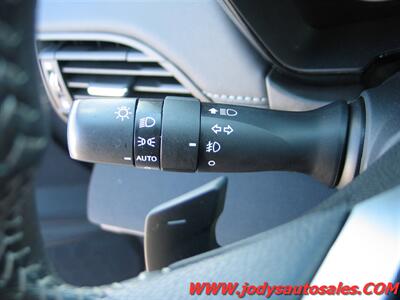 2022 Subaru Outback  Premium, AWD, HEATED SEATS, XM RADIO - Photo 7 - North Platte, NE 69101