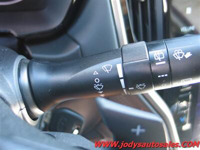 2022 Subaru Outback  Premium, AWD, HEATED SEATS, XM RADIO - Photo 8 - North Platte, NE 69101