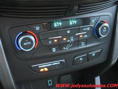 2017 Ford Escape SE SE, AWD, EcoBoost 1.5L Turbo I4 - Photo 18 - North Platte, NE 69101