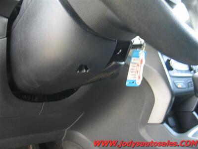 2017 Ford Escape SE SE, AWD, EcoBoost 1.5L Turbo I4 - Photo 9 - North Platte, NE 69101