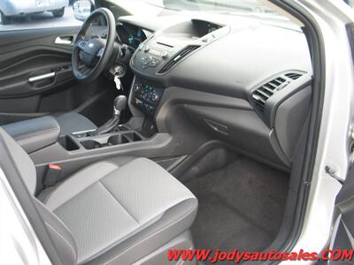 2017 Ford Escape SE SE, AWD, EcoBoost 1.5L Turbo I4 - Photo 20 - North Platte, NE 69101