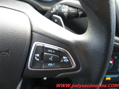 2017 Ford Escape SE SE, AWD, EcoBoost 1.5L Turbo I4 - Photo 11 - North Platte, NE 69101