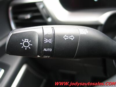 2025 Kia Telluride S  HEATED, SEATS, 3RD ROW SEATING, SUNROOF - Photo 11 - North Platte, NE 69101