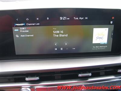 2025 Kia Telluride S  HEATED, SEATS, 3RD ROW SEATING, SUNROOF - Photo 17 - North Platte, NE 69101