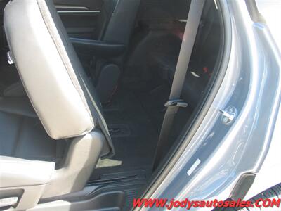 2025 Kia Telluride S HEATED, SEATS, 3RD ROW SEATING, SUNROOF - Photo 35 - North Platte, NE 69101