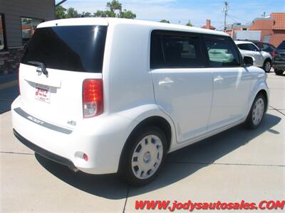 2015 Scion xB Backup Cam, 5spd. Manual, Low miles 64,000  Backup Cam, 5spd. Manual, Low miles 64,000 - Photo 32 - North Platte, NE 69101